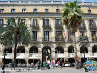 Catalans walk by La Rambla in Barcelona