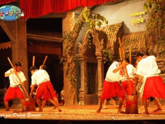 Cultural Performers in Siem Reap